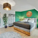 Emerald Design - Historic Center With Free Parking & Panoramic View By Hero Homes 아파트 그라츠