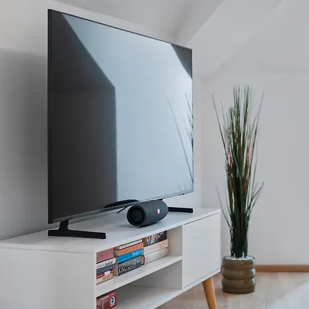Apartman Altstadt View - 2br At Jakominiplatz & Free Parking By Hero Homes Graz