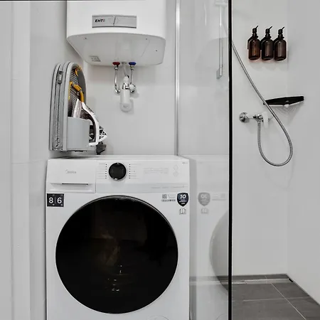 Altstadt View - 2br At Jakominiplatz & Free Parking By Hero Homes Apartman