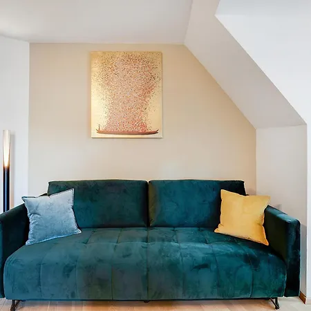 Altstadt View - 2br At Jakominiplatz & Free Parking By Hero Homes Apartman
