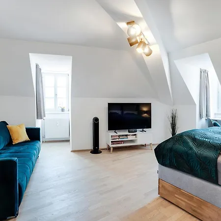 Apartamento Emerald Design - Historic Center With Free Parking & Panoramic View By Hero Homes *