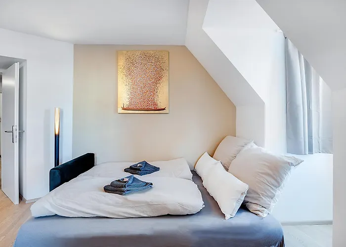 Emerald Design - Historic Center With Free Parking & Panoramic View By Hero Homes Graz